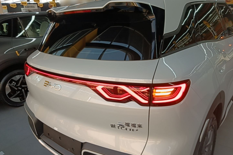 BYD YuanUP 2025 #4 BYD YuanUP 2025 صورة سيارة #4
