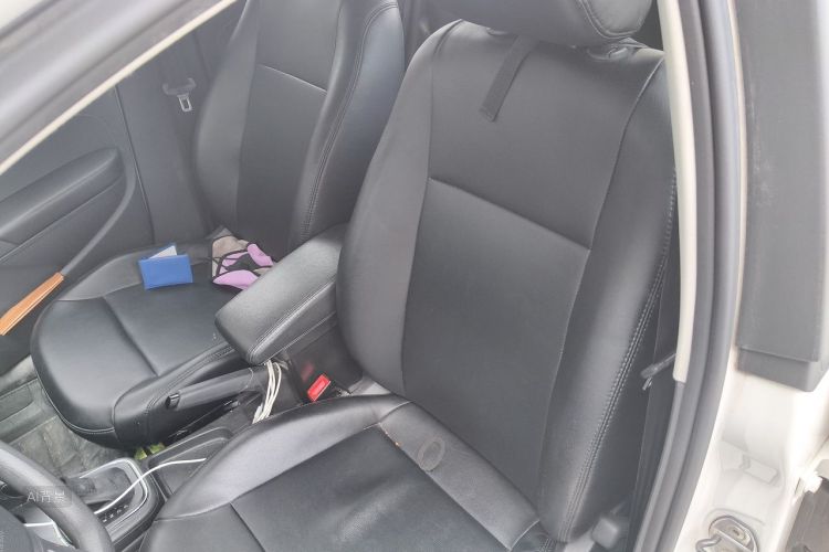 Volkswagen Polo 2019 car image #17