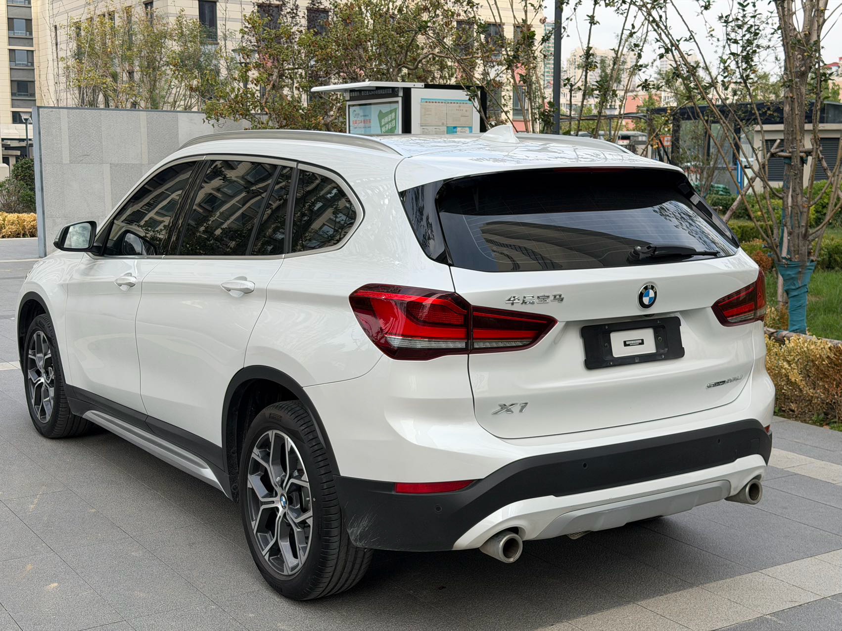 BMW X1 2022 #4 BMW X1 2022 car image #4