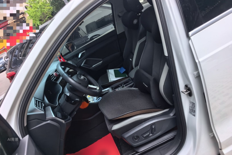 Audi Q3 2023 imagen de coche #17