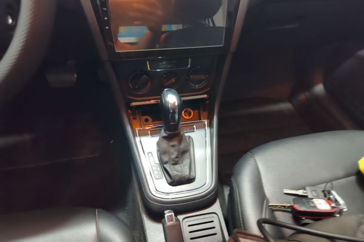 2019 #14 2019 car image #14