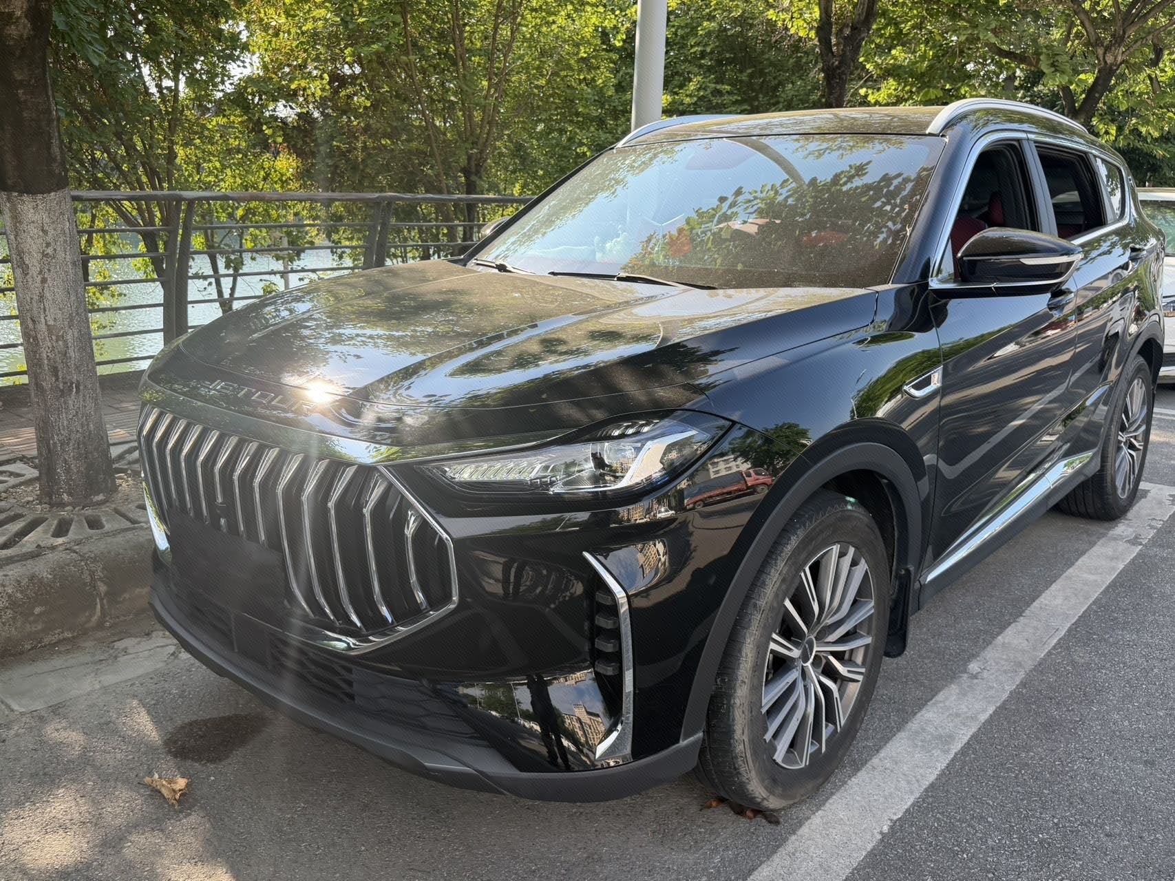 Jetour X70 PLUS 2024 Jetour X70 PLUS 2024 car image