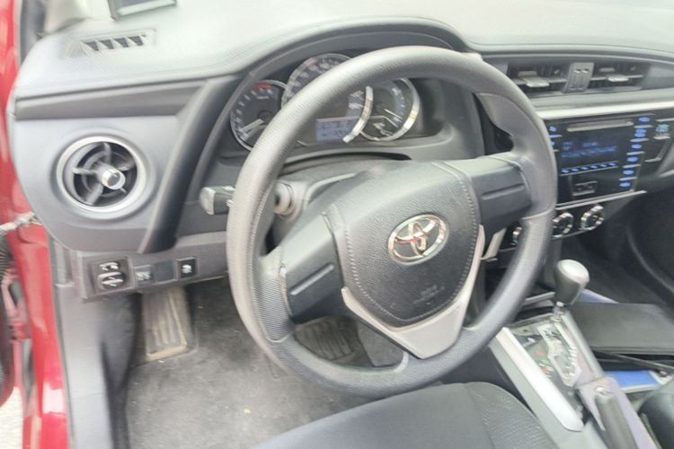 Toyota Corolla 2017 car image #12