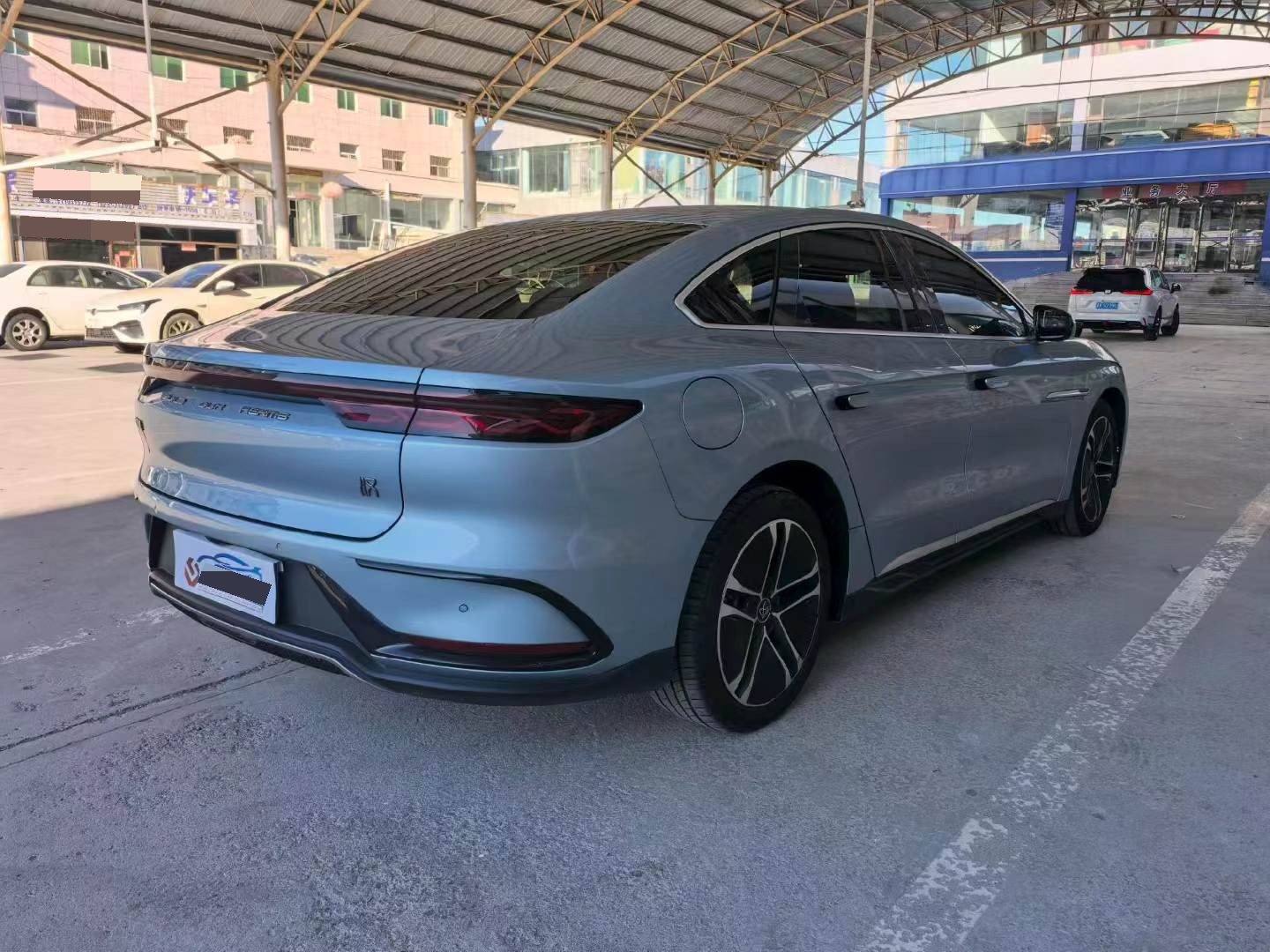 BYD Han 2024 #9 BYD Han 2024 صورة سيارة #9
