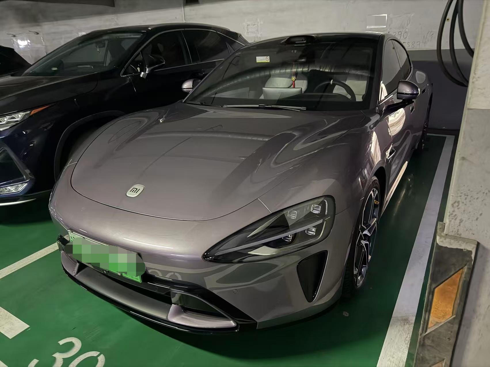 MI SU7 2024 car image 