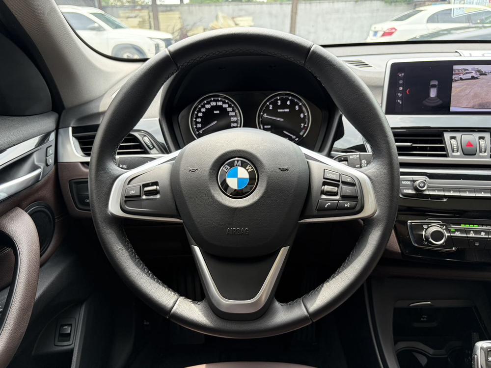 BMW X1 2020 car image #14
