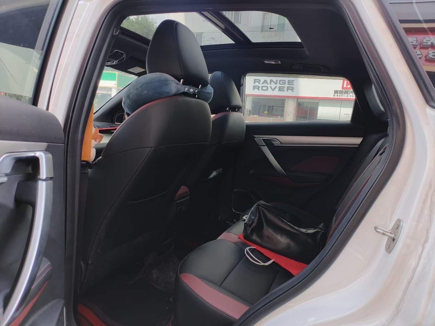 GEELY Coolray 2021 immagine di auto #4