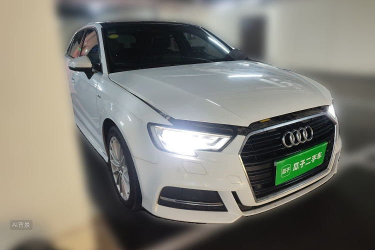 Audi A3 2018 car image #4