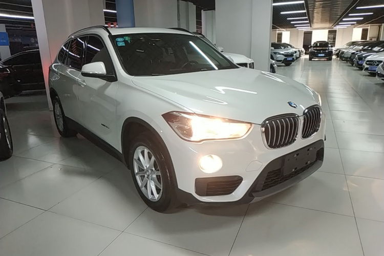 BMW X1 2017 #4 BMW X1 2017 car image #4