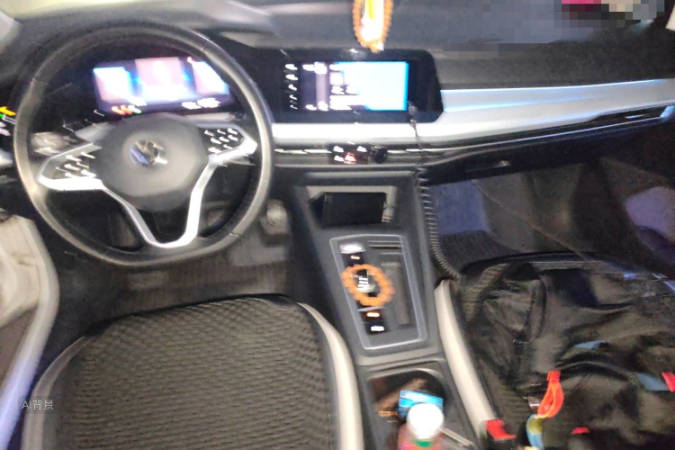 Volkswagen Golf 2021 car image #11