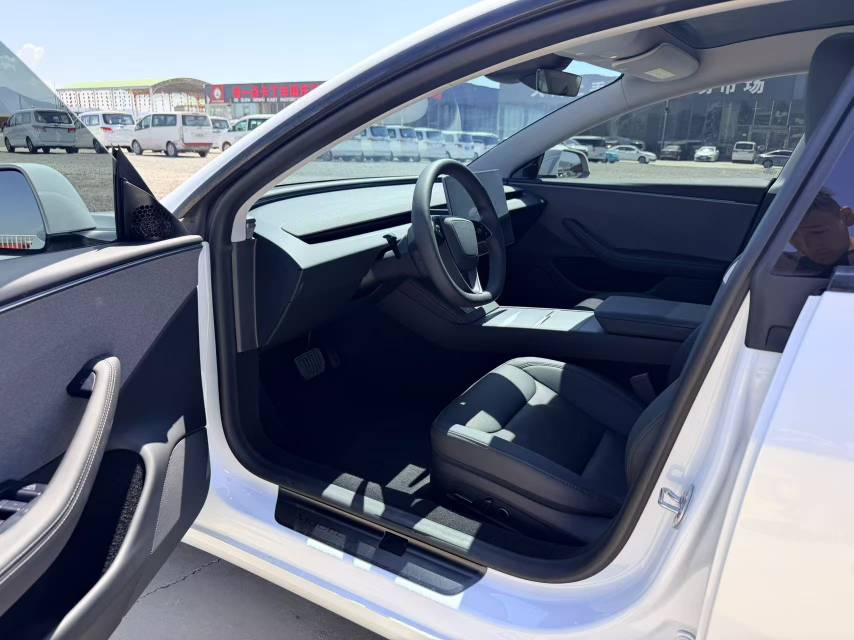 Tesla Model 3 2026 #6 Tesla Model 3 2026 car image #6