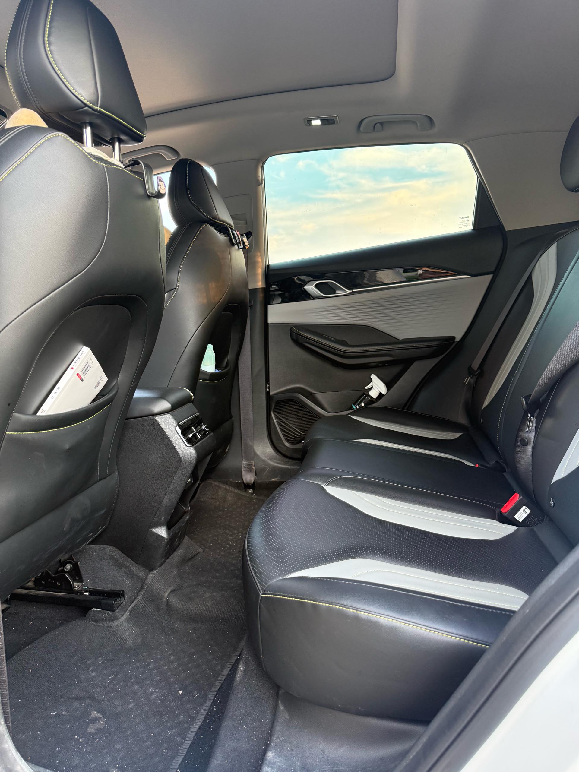 GEELY Coolray 2023 #4 GEELY Coolray 2023 صورة سيارة #4