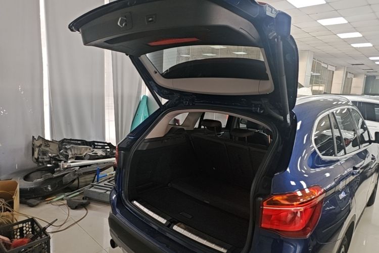 BMW X1 2018 car image #19