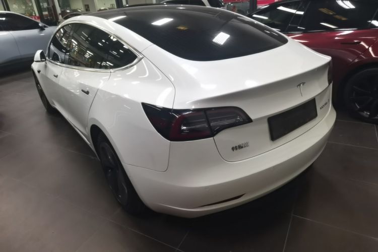 Tesla Model 3 2020 car image #5