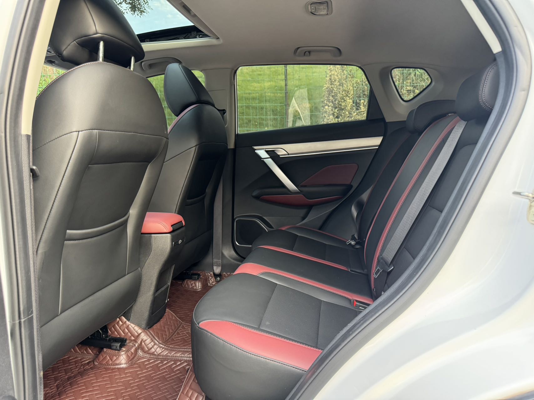 GEELY Coolray 2023 car image #8