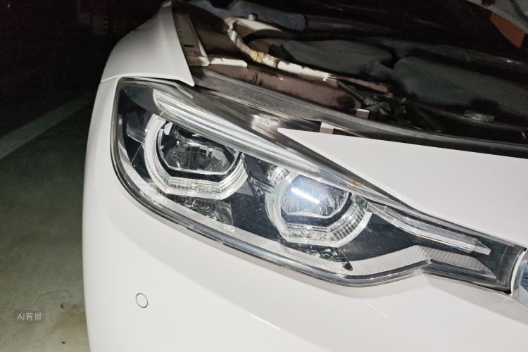 BMW 3 Series 2018 #8 BMW 3 Series 2018 car image #8