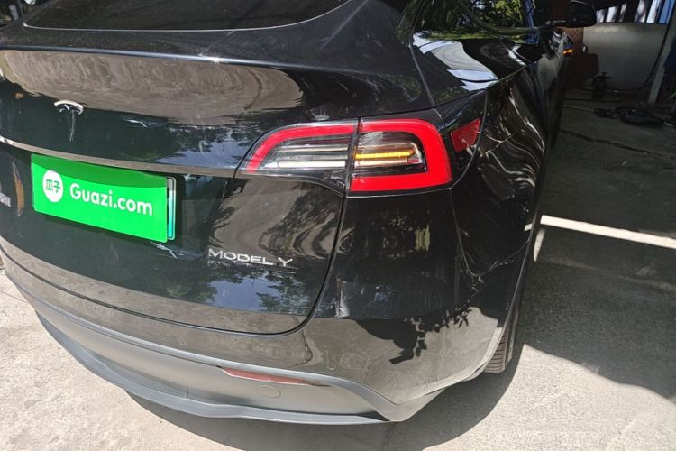 Tesla Model Y 2022 #8 Tesla Model Y 2022 car image #8
