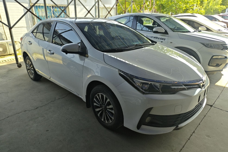 Toyota Corolla 2017 #4 Toyota Corolla 2017 car image #4