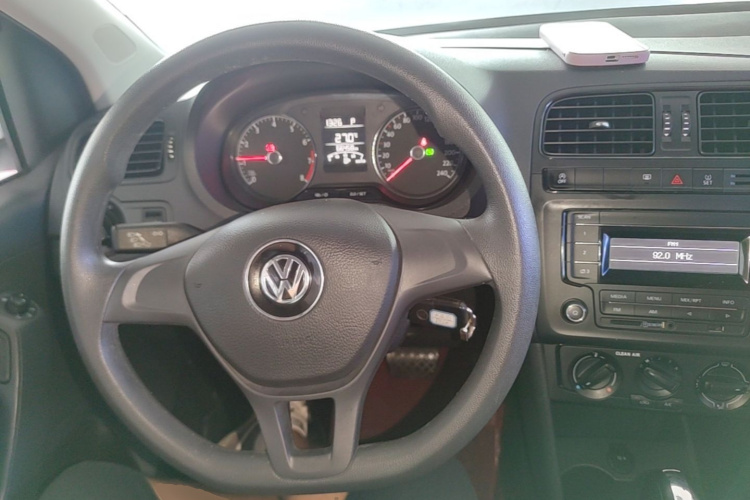 Volkswagen Polo 2019 #10 Volkswagen Polo 2019 car image #10