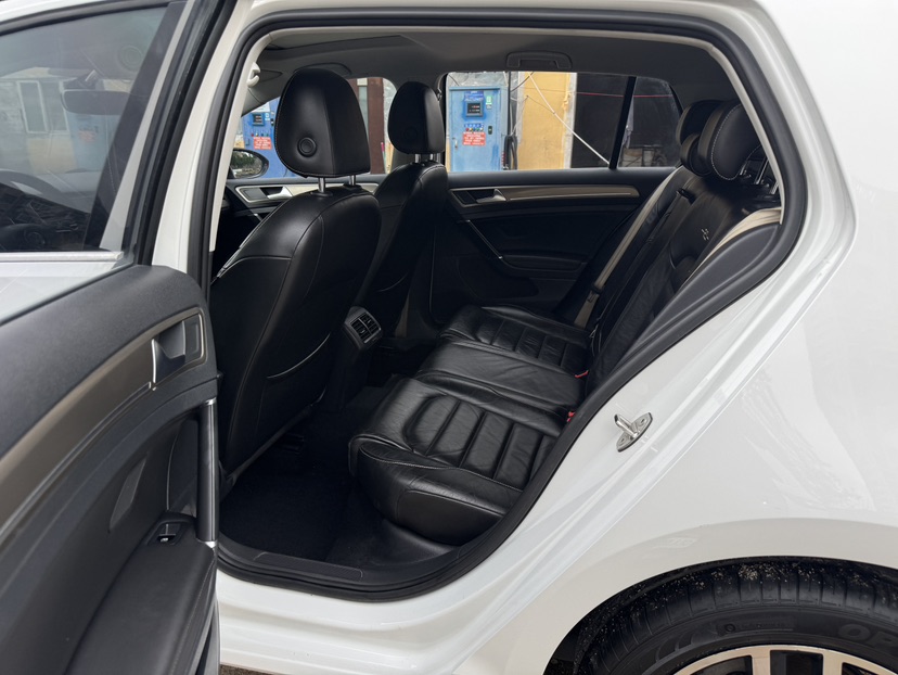 Volkswagen Golf 2016 car image #5