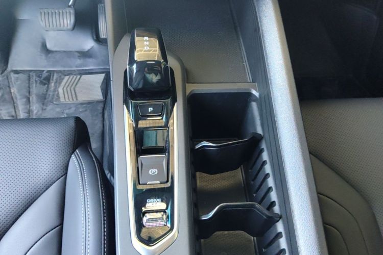 GEELY Binray 2025 #14 GEELY Binray 2025 imagen de coche #14