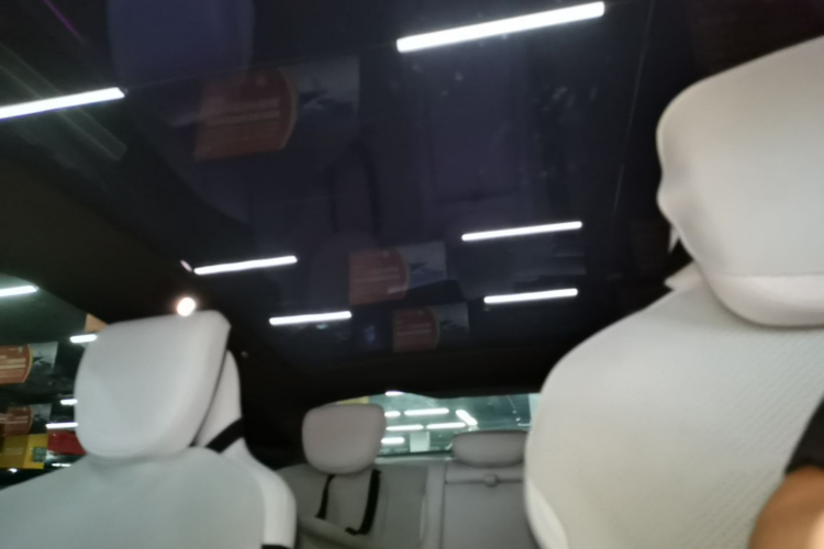 MI SU7 2024 car image #19