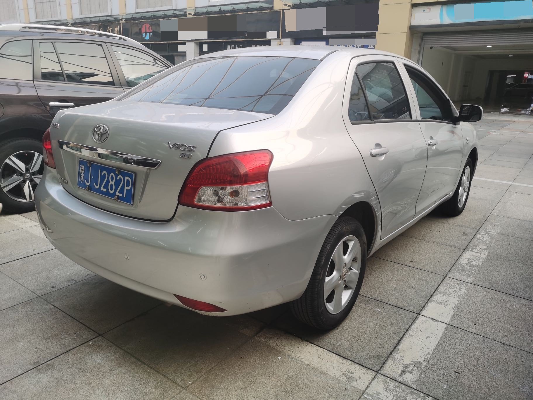 Toyota Vios 2010 изображение автомобиля #8