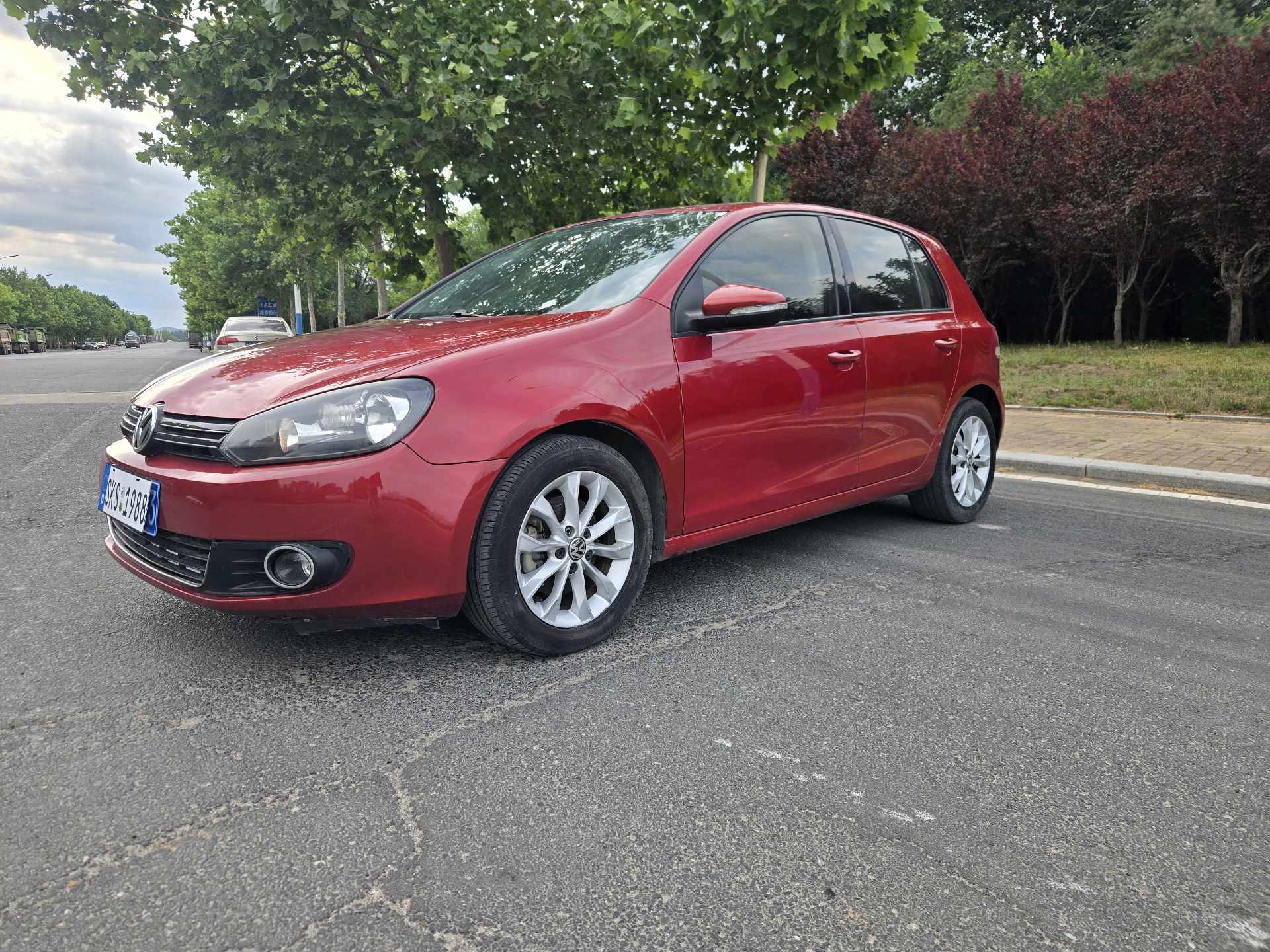 Volkswagen Golf 2012 Volkswagen Golf 2012 car image