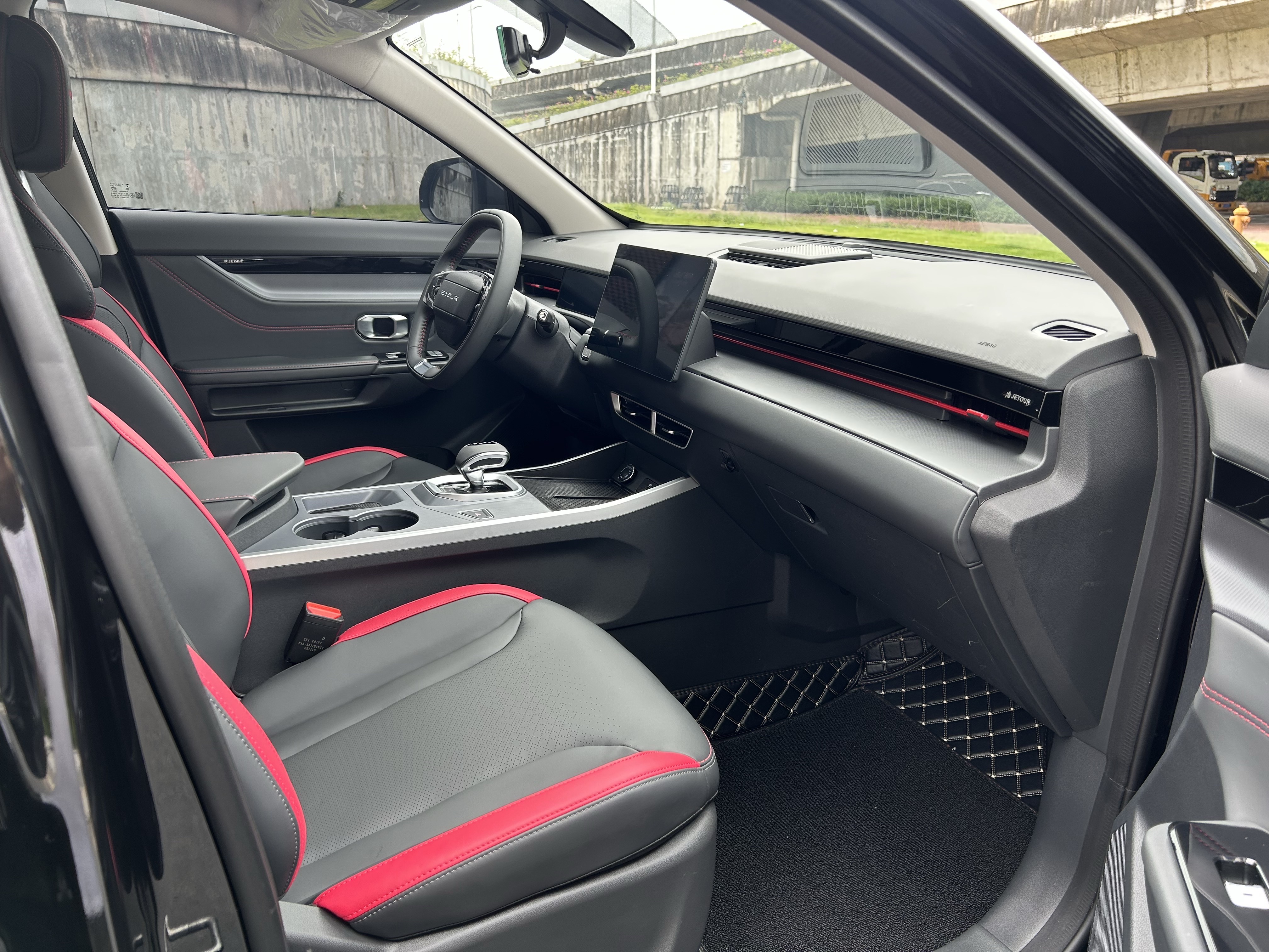 Jetour Dashing 2025 car image #16