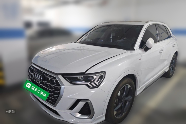 Audi Q3 2024 car image #2