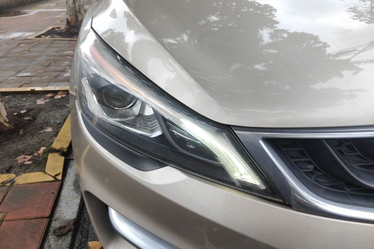 GEELY Emgrand GS 2016 car image #8