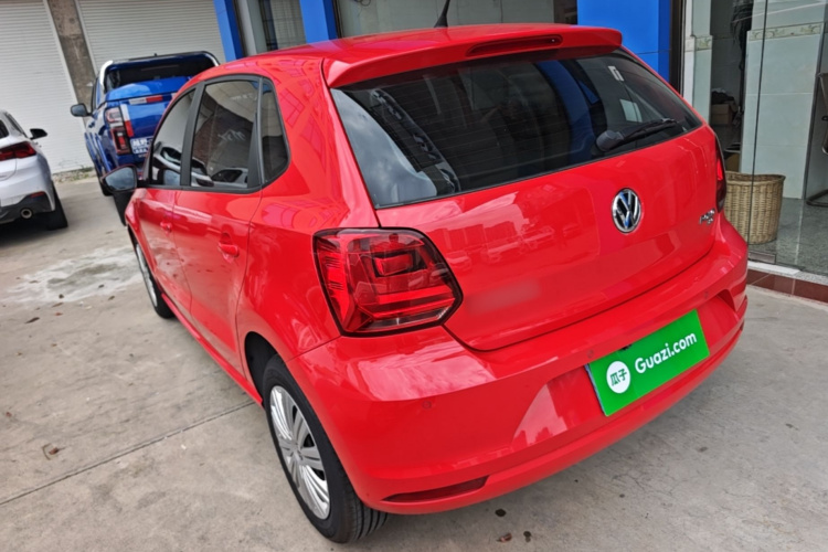 Volkswagen Polo 2018 car image #5