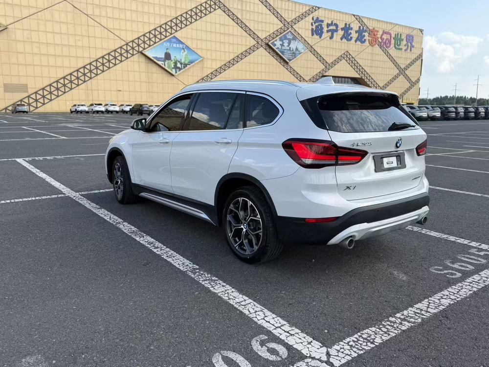 BMW X1 2022 #4 BMW X1 2022 car image #4