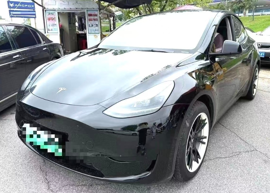 Tesla Model Y 2022 Tesla Model Y 2022 car image