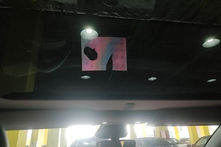 Tesla Model Y 2025 car image #18