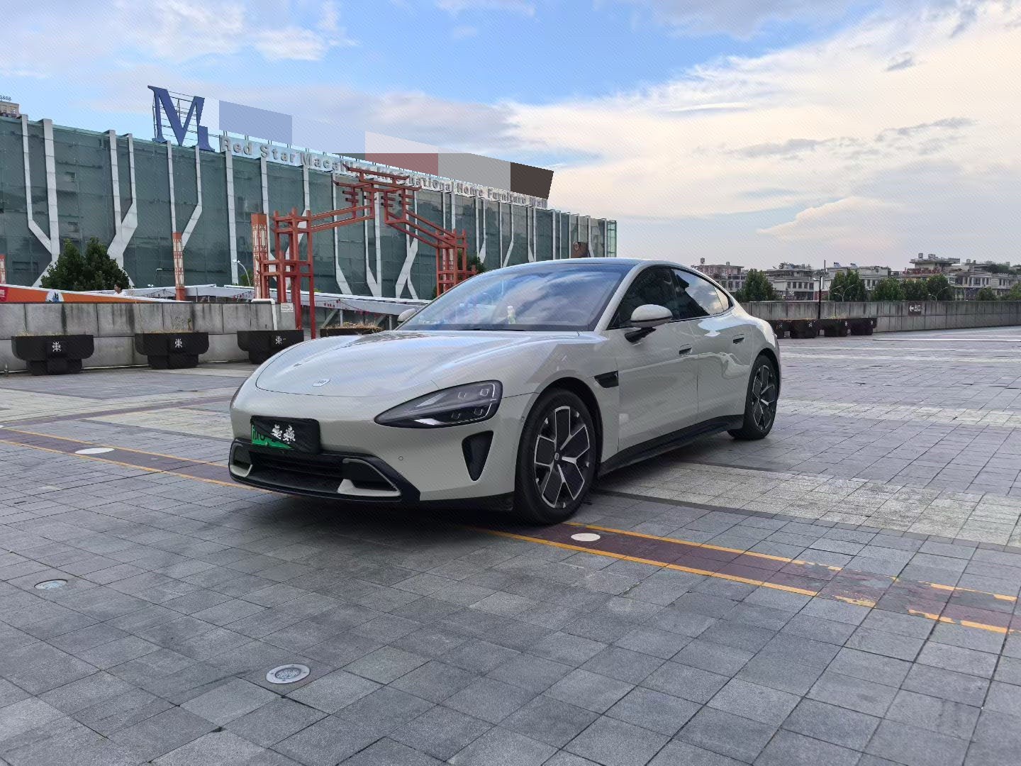 MI SU7 2025 car image 
