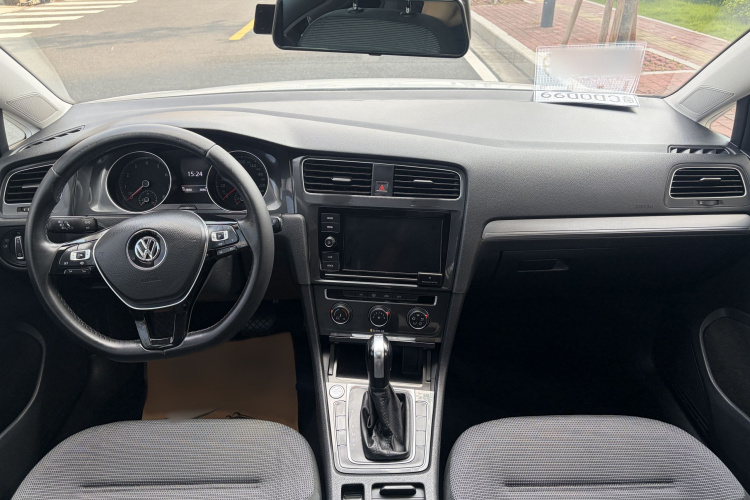 Volkswagen Golf 2020 #10 Volkswagen Golf 2020 صورة سيارة #10