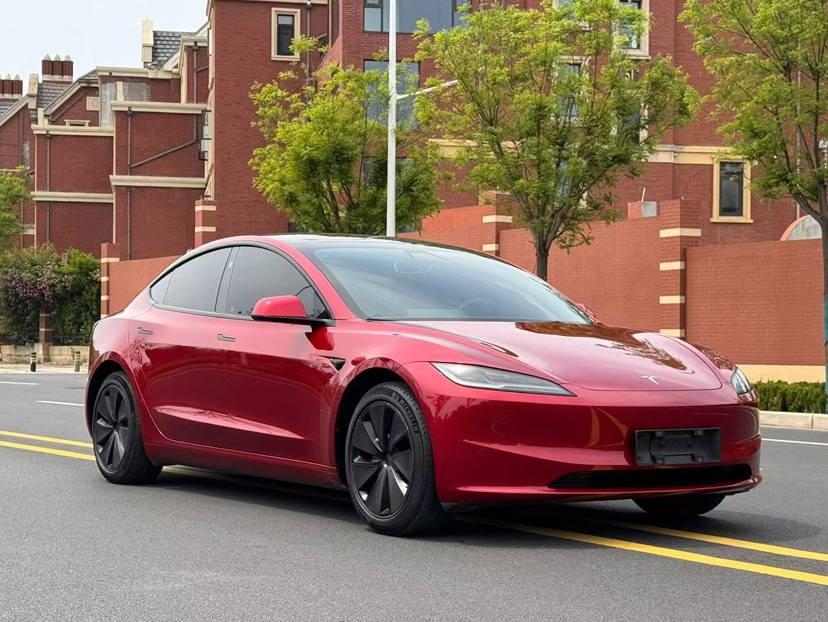 Tesla Model 3 2024 #4 Tesla Model 3 2024 car image #4