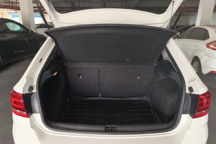 Volkswagen Santana 2016 #21 Volkswagen Santana 2016 car image #21