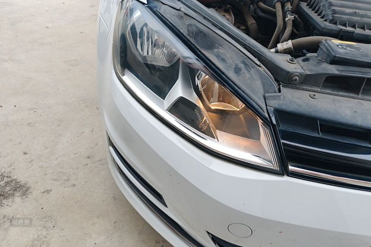 Volkswagen Golf 2016 car image #8