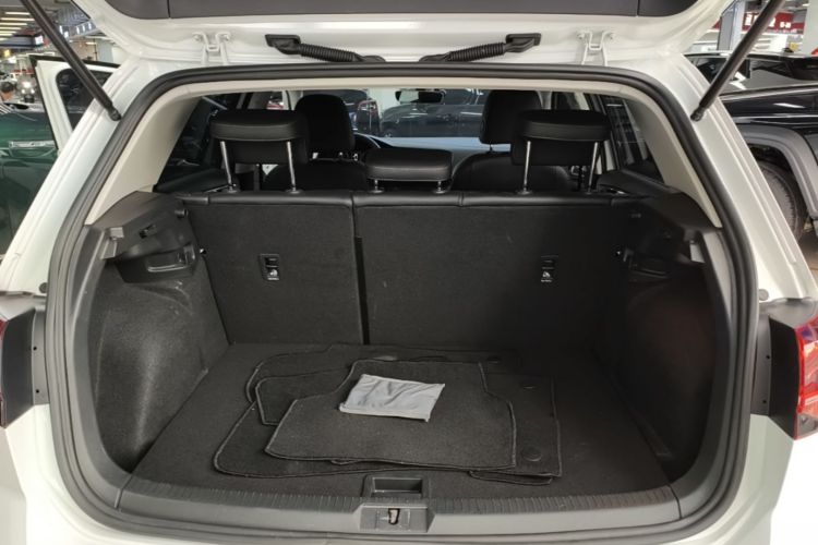 Volkswagen Golf 2019 #19 Volkswagen Golf 2019 car image #19