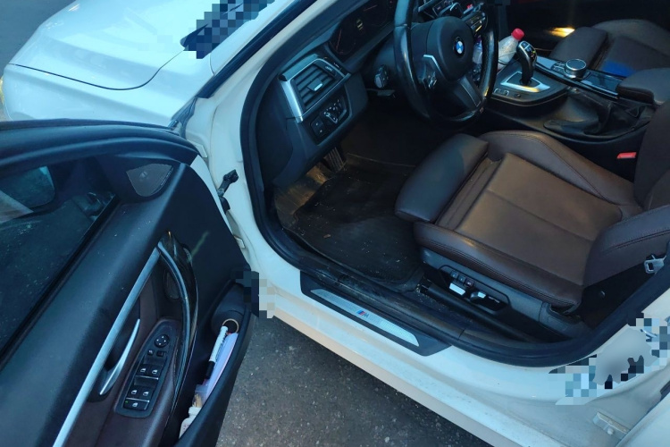 BMW 3 Series 2018 #13 BMW 3 Series 2018 car image #13