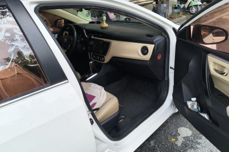 Toyota Corolla 2017 #27 Toyota Corolla 2017 car image #27