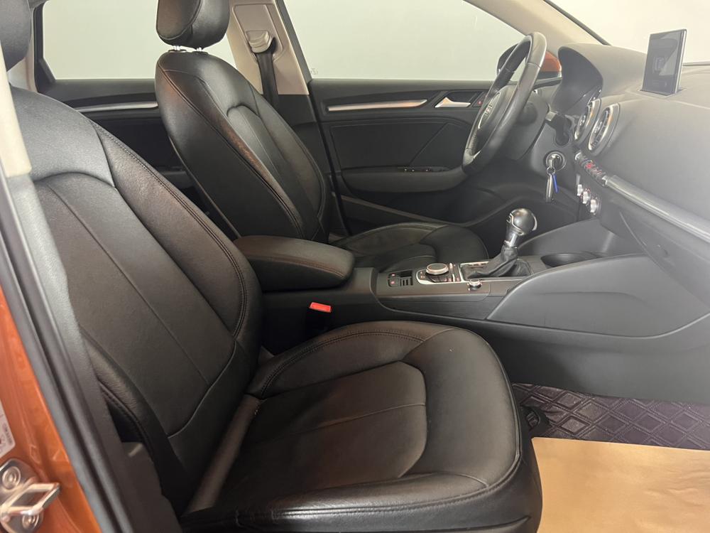 Audi A3 2015 car image #16
