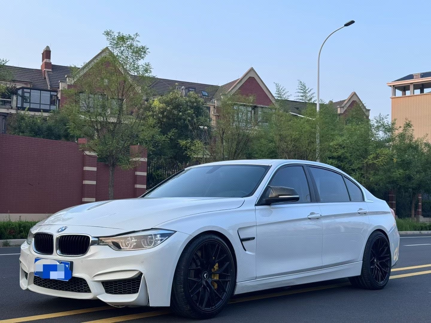 BMW 3 Series 2018 car image 
