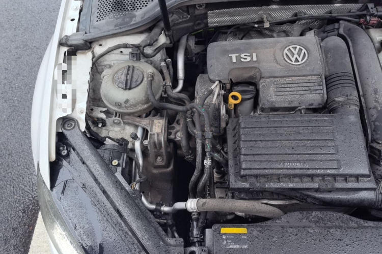 Volkswagen Golf 2015 car image #30