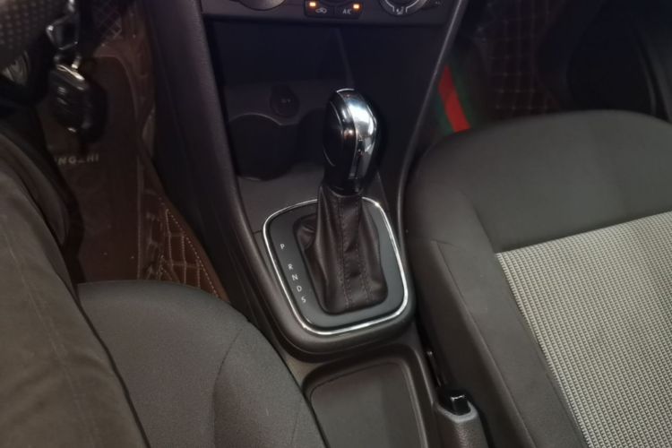 Volkswagen Polo 2016 #14 Volkswagen Polo 2016 car image #14
