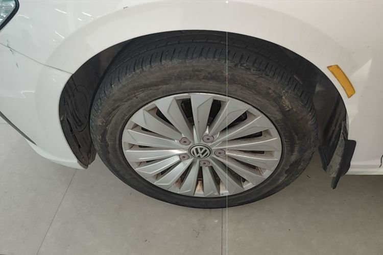 Volkswagen Lavida 2019 car image #9