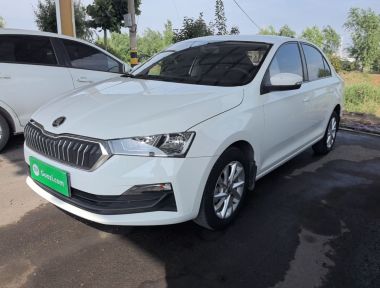 Skoda Rapid 2021 Skoda Rapid 2021 image de voiture