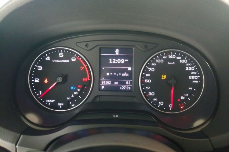 Audi A3 2016 car image #16